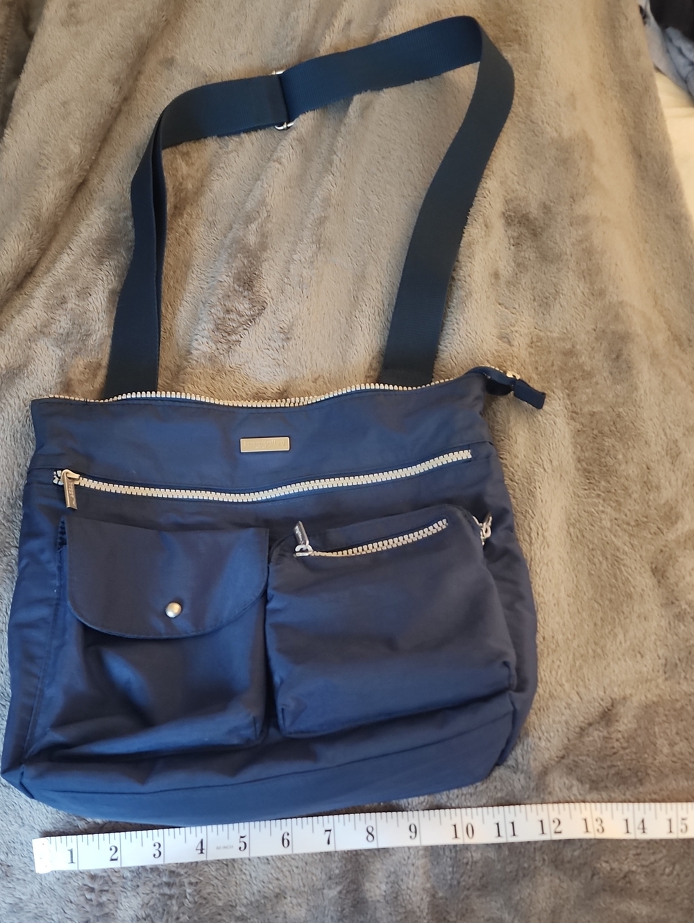 Baggallini Navy Crossbody Shoulder Bag - Lightweight Everyday Tote